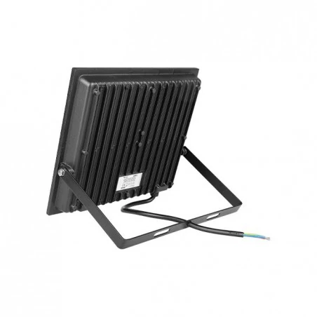 Naswietlacze-led-50w-i-wiecej - naświetlacz led czarny o mocy 150w z neutralnym światłem 4500k ip65 tiga 8681 lvt 