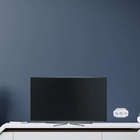 Rozgalezniki - rozgałęźnik elektryczny do gniazdka z 3 wyłącznikami z-10 rum-lux 