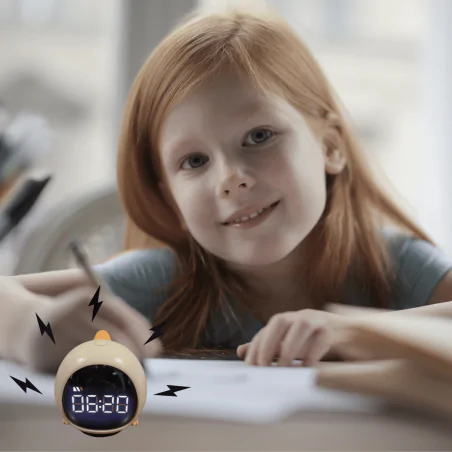 Oswietlenie-do-pokoju-dzieciecego - budzik zegarek upominek dla dziecka mały dino żółty interblue 