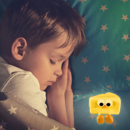 Oswietlenie-do-pokoju-dzieciecego - lampka nocna led dziecięca żółty serek świecąca zabawka interblue 