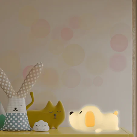 Oswietlenie-do-pokoju-dzieciecego - lampka nocna led piesek na prezent dla dzieci interblue 