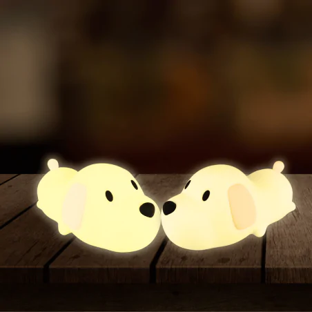 Oswietlenie-do-pokoju-dzieciecego - lampka nocna led piesek na prezent dla dzieci interblue 