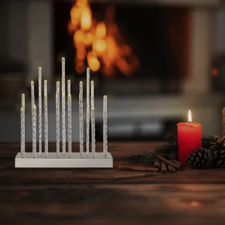 Dekoracje-swiateczne-led - świecznik adwentowy na baterie 19 diod led srebrny 