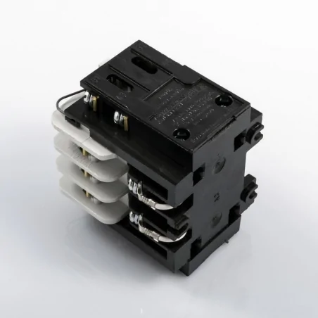 Styczniki - stycznik trójfazowy tsm 1 230v 110002 legrand 