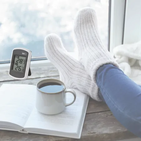 Termometry-i-stacje-pogodowe - termometr z wyświetlaczem i czujnikiem na baterie e0042 