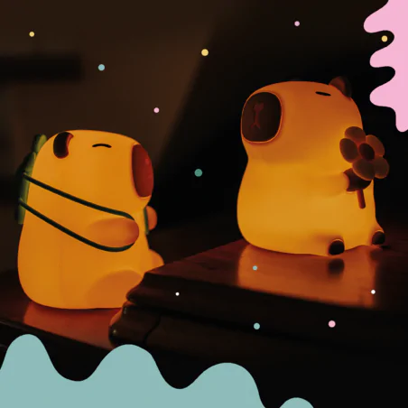 Oswietlenie-do-pokoju-dzieciecego - lampka nocna led dla dziecka kolorowa kapibara z kwiatkami interblue 