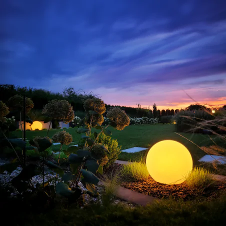 Lampy-kule-ogrodowe - lampa do ogrodu biała kula na prąd o średnicy 40cm globo eko0458 eko-light 