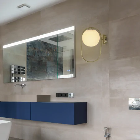 Kinkiety-do-salonu - kinkiet ścienny mleczna kula w złotej oprawie cordel 21-26224 candellux 