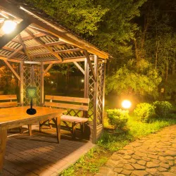 Lampy-solarne - lampka solarna stołowa i wbijana 2w1 ażurowa ładowalna azura ideus 
