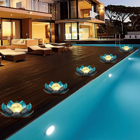 Ozdobne-oswietlenie-do-ogrodu - lampa solarna led kwiat lotosu niebieski z ciepłym światłem sunari foreverlight 