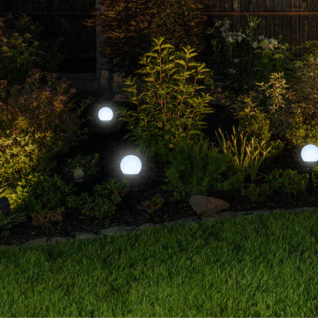 Lampy-kule-ogrodowe - lampka solarna kula ogrodowa o średnicy 10cm zimne światło 304711 polux 