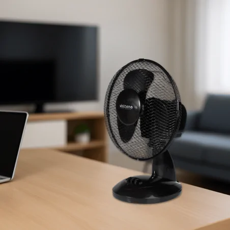 Wentylatory-na-biurko - wiatrak stołowy czarny z funkcją oscylacji na biurko vo0021 volteno 