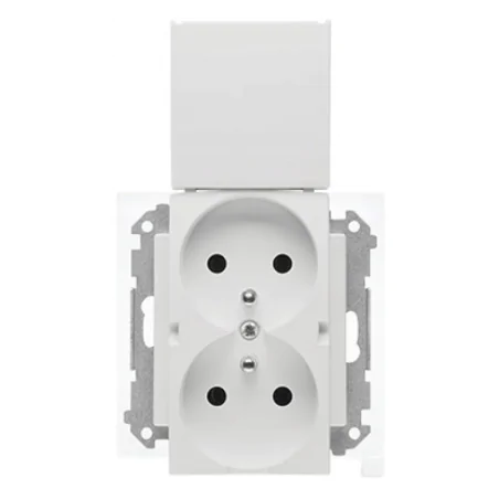 Gniazda-podwojne-podtynkowe - jasnoszare gniazdo podwójne z klapką do łazienki matowe tgz2bmcz.01/114 kontakt simon 55 