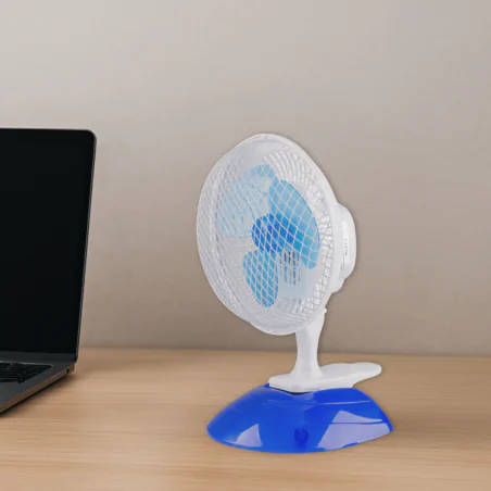 Wentylatory-na-biurko - wiatrak na biurko z klipsem o średnicy 15cm biało-niebieski vo0658 volteno 