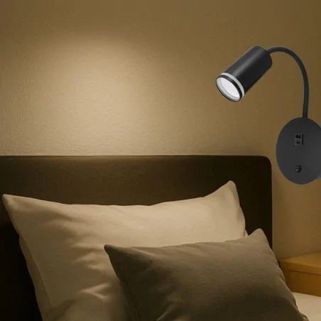 Kinkiety-do-salonu - czarna lampka nad łóżko z ładowarką do telefonu zula ideus 