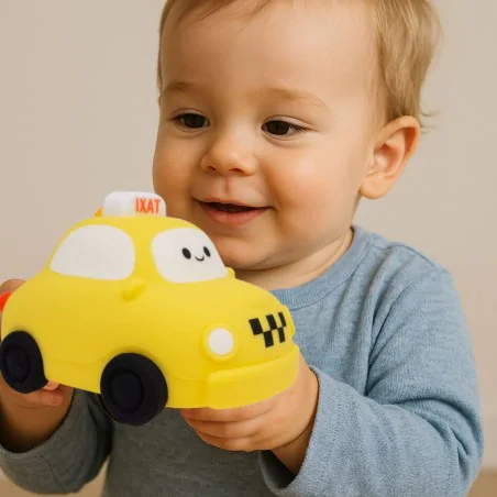 Oswietlenie-do-pokoju-dzieciecego - lampka nocna led dziecięca samochodzik autko taxi pod usb interblue 