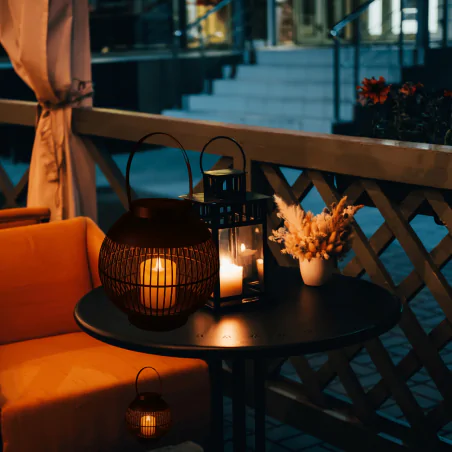 Latarenki-ogrodowe - latarenka solarna czarna kula lampion ogrodowy z ciepłym światłem ip44 ball ii vo2793 volteno 