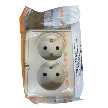 Gniazda-podwojne-podtynkowe - gniazdo podwójne z uziemieniem czeskie z ramką beżowe 1gpd-2z liza karlik 