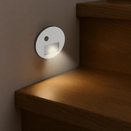 Oswietlenie-schodowe - oprawa schodowa led biała okrągła z czujnikiem ruchu i zmienną barwą światła wektor 04863 ideus 