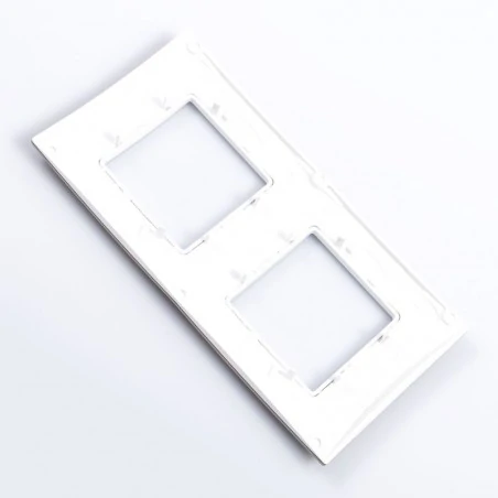 Ramki-instalacyjne - viva unica ramka podwójna do instalacji elektrycznej róż cynamonowy mgu6.004.874 (ru-21v74m) schneider electric 