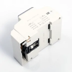  Licznik energii trójfazowy wskaźnik elektroniczny  5(80) A Bemko BM030-L 