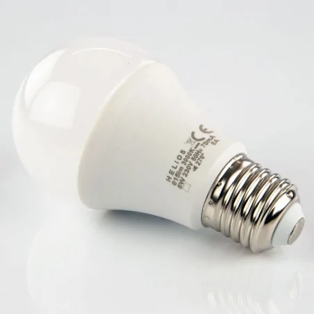Gwint-trzonek-e27 - żarówka led klasyczna 8w a60 8w-49w 615lm 3000k ciepły helios 