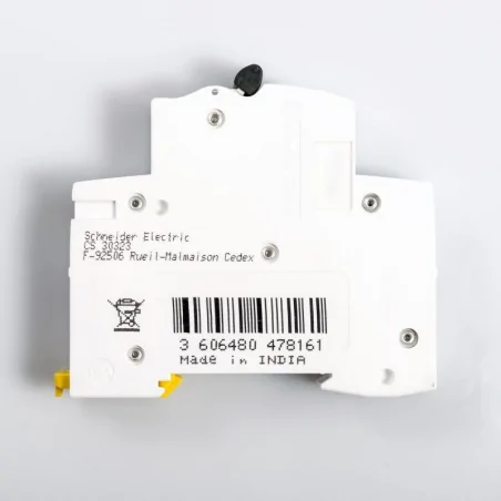 Wylaczniki-nadpradowe-bezpieczniki - wyłącznik nadprądowy 1p k60n b 20a a9k01120 schneider electric 