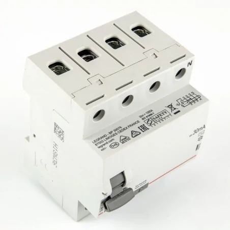 Wylaczniki-nadpradowe-bezpieczniki - wyłącznik róznicowoprądowy ac 4p 40a 30ma 402063 rx3 legrand 