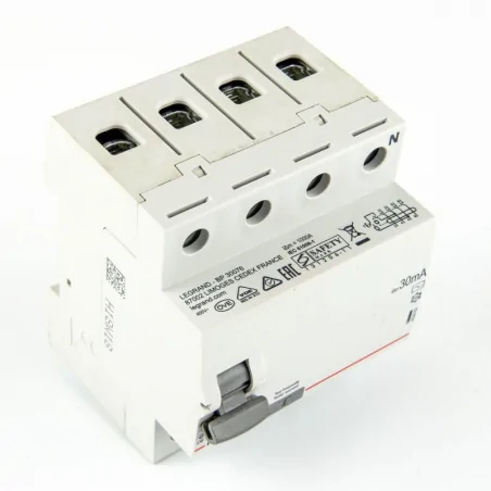 Wylaczniki-nadpradowe-bezpieczniki - wyłącznik różnicowoprądowy 4p 25a ac 402062 rx3 legrand 
