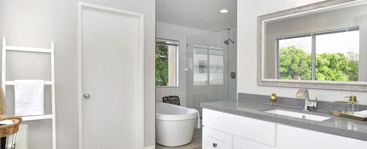 Oświetlenie łazienkowe firmy IDEUS