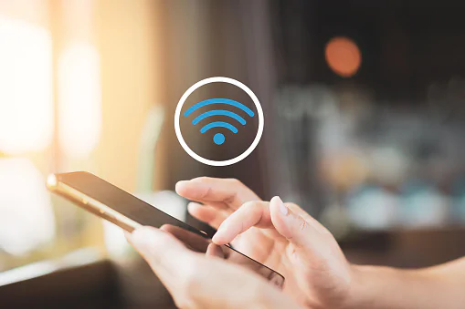 Nowoczesna technologia TUYAsmart- jak sterować oświetleniem nie wstając z łóżka?