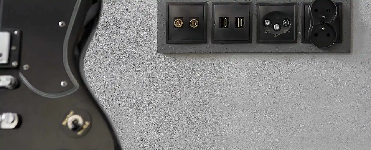 Rodzaje gniazd antenowych – jakie gniazdo antenowe kupić?