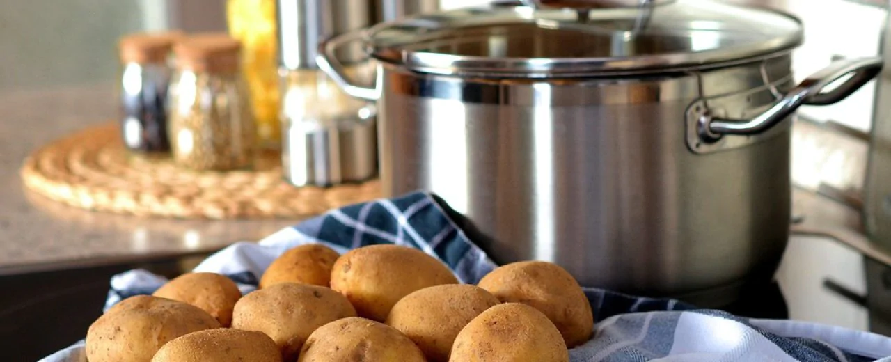 Wentylatory kuchenne DOSPEL – o czym pomyśleć przed zakupem?