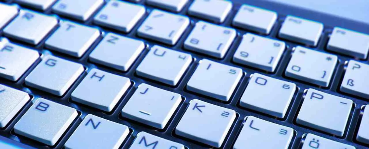 Gniazda komputerowe i telefoniczne- co warto wiedzieć?